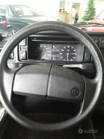 VOLKSWAGEN GOLF ’89 D’EPOCA