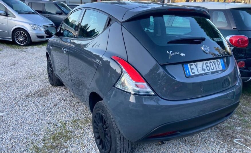 Lancia ypsilon 0.9 twinair OK NEOPATENTATI