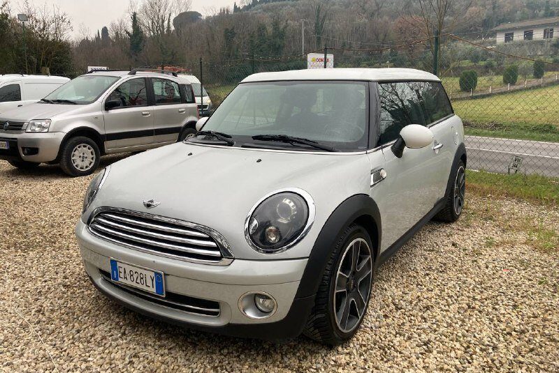 MINI CLUBMAN