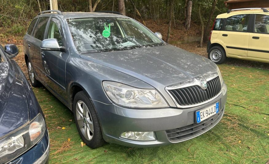 SKODA OCTAVIA SW