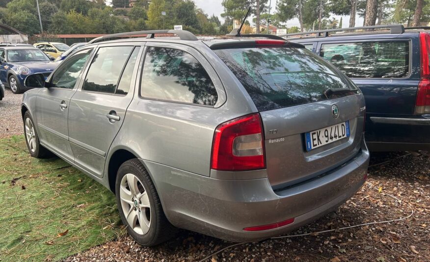 SKODA OCTAVIA SW