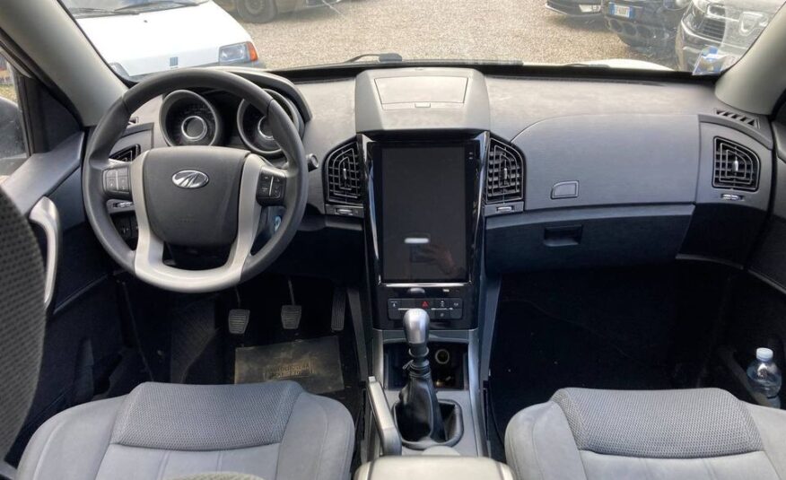 MAHINDRA XUV500