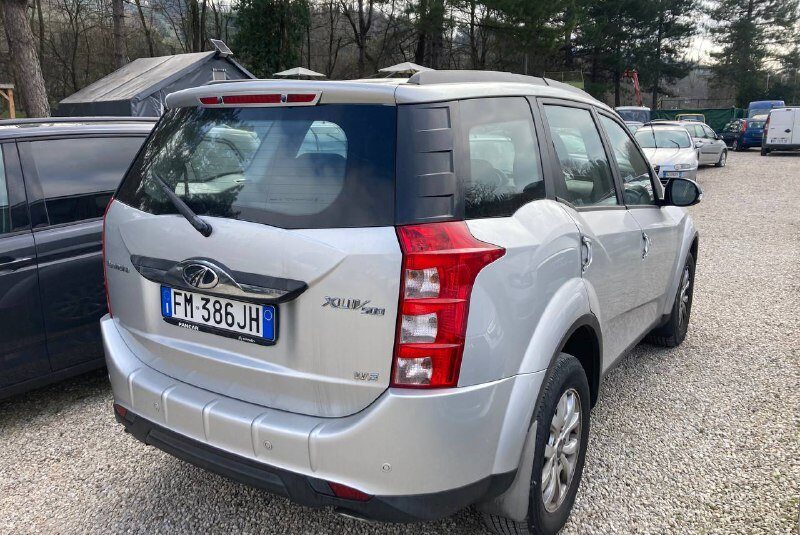MAHINDRA XUV500