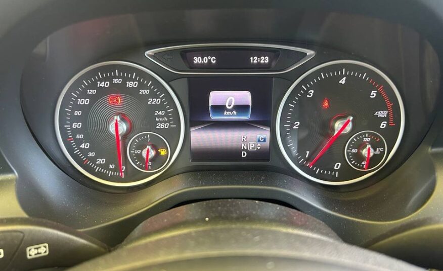 MERCEDES GLA 200d