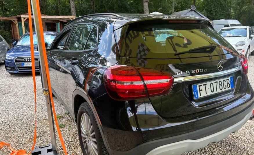 MERCEDES GLA 200d