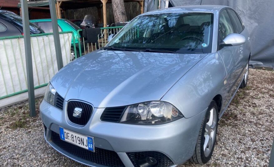 SEAT IBIZA