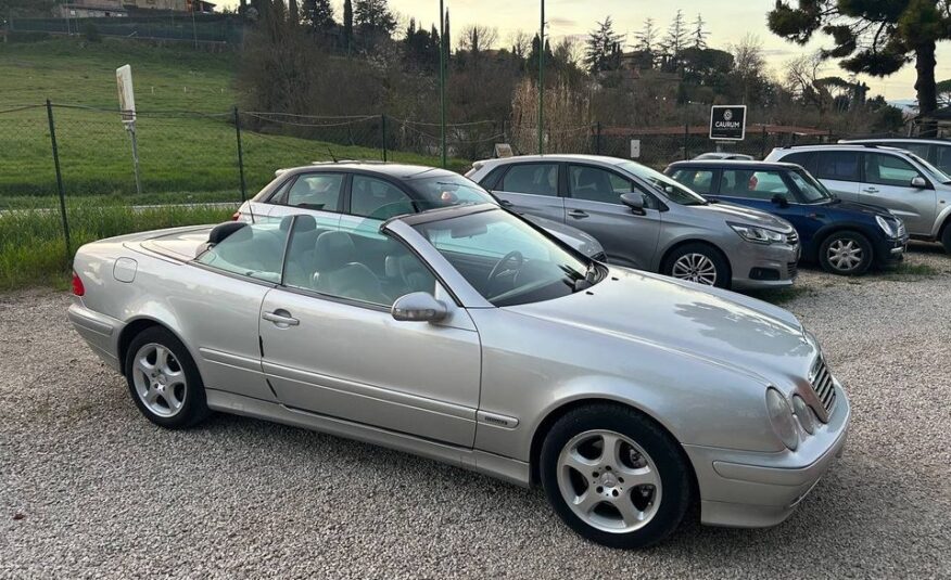 MERCDES-BENZ CLK 200