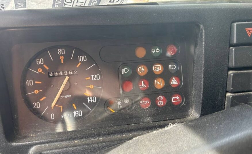 1983 Renault r4