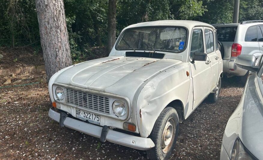 1983 Renault r4