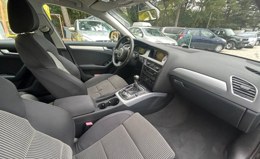 AUDI A4 AVANT