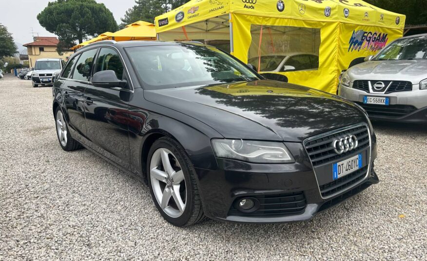 AUDI A4 AVANT