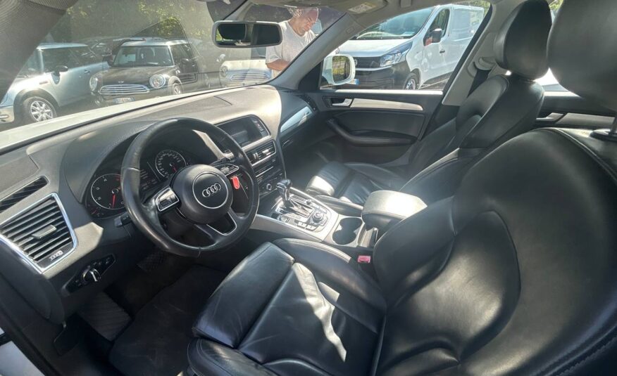AUDI Q5 S-TRONIC