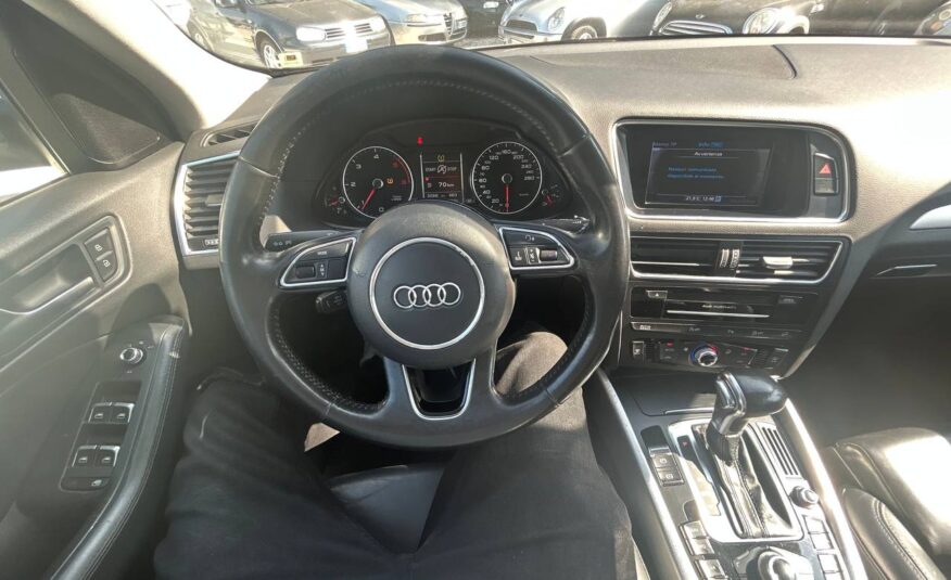 AUDI Q5 S-TRONIC