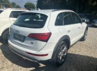 AUDI Q5 S-TRONIC