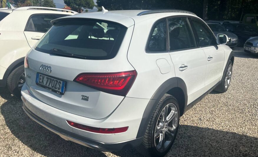 AUDI Q5 S-TRONIC