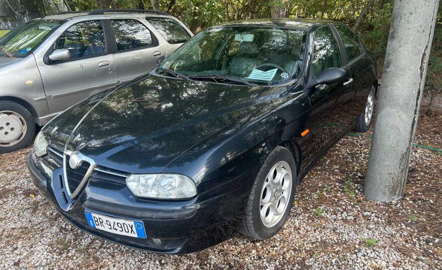 ALFA ROMEO 156