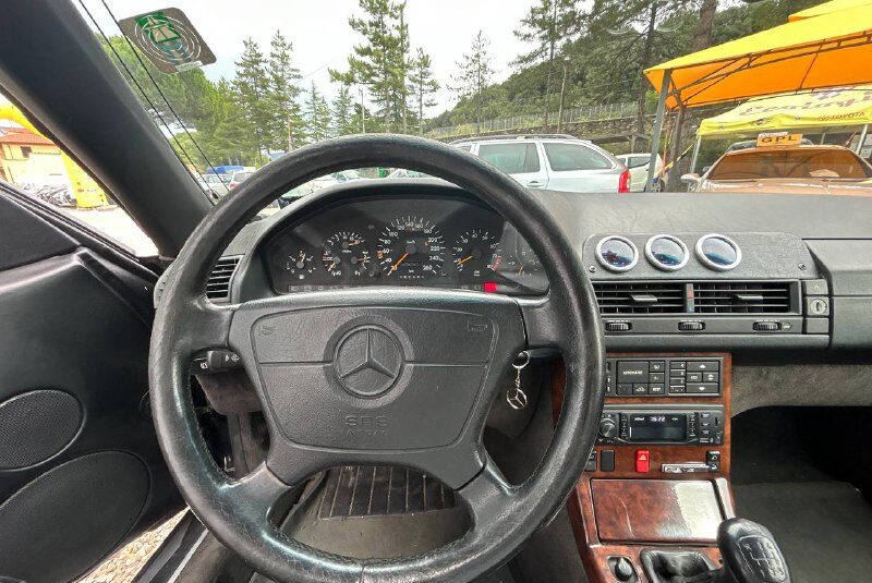 MERCEDES-BENZ SL 300 AMG BITURBO