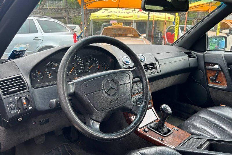 MERCEDES-BENZ SL 300 AMG BITURBO