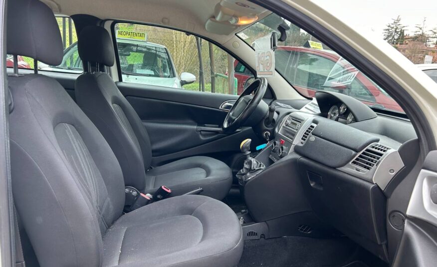 LANCIA YPSILON GPL