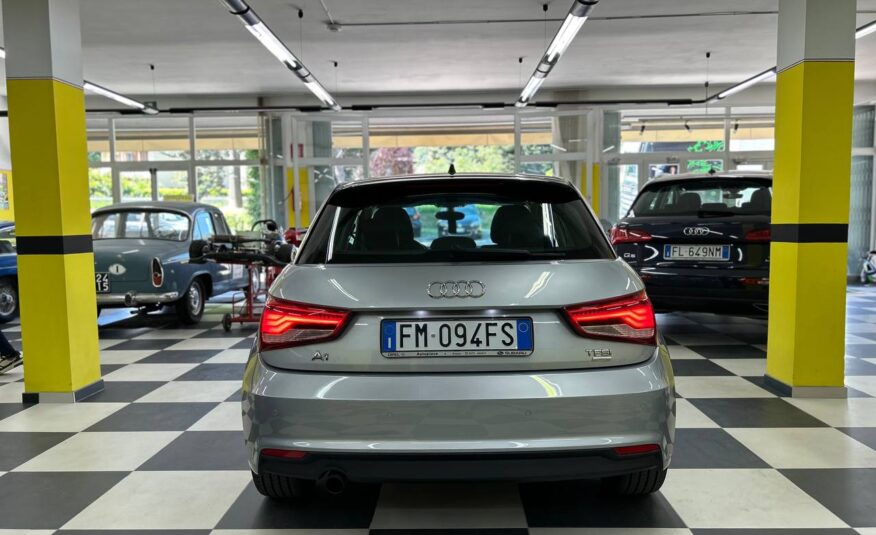 AUDI A1 1.0 NEOPATENTATI