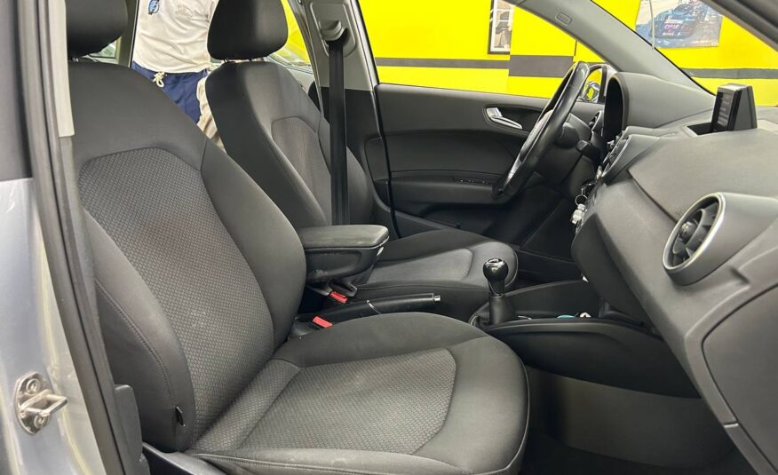 AUDI A1 1.0 NEOPATENTATI