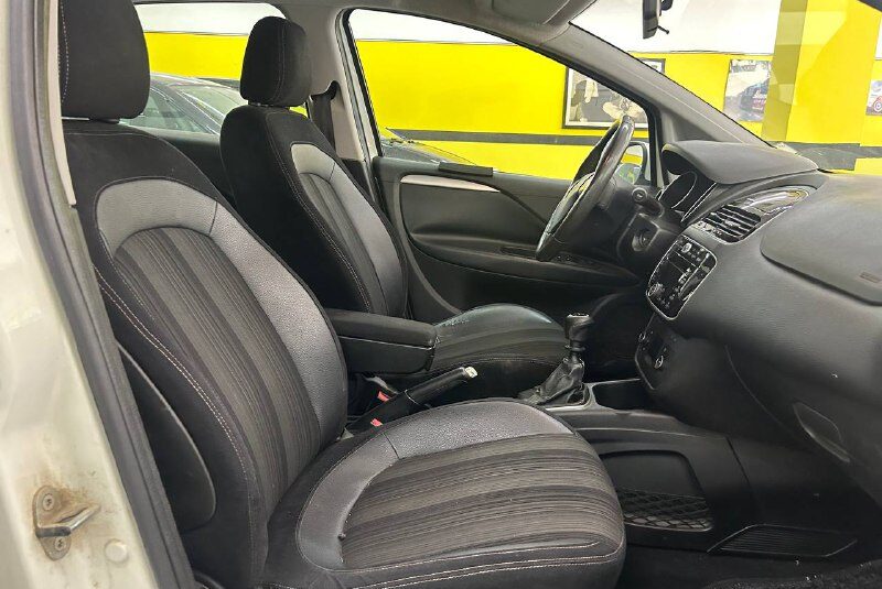 FIAT PUNTO EVO NEOPATENTATI