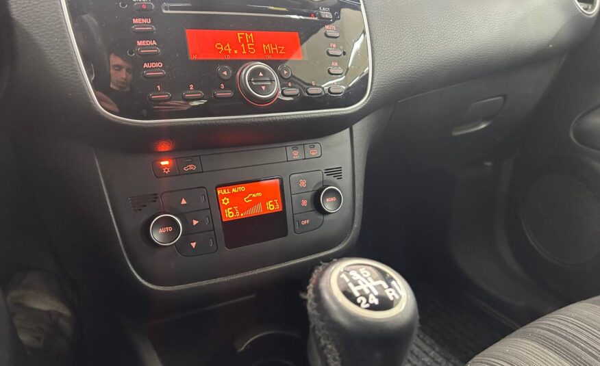 FIAT PUNTO EVO NEOPATENTATI