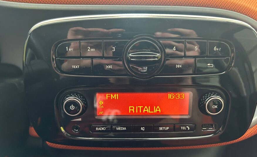 SMART FORFOUR NEOPATENTATI