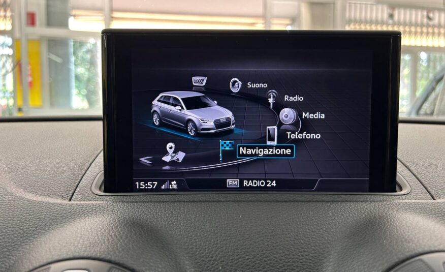 AUDI A3 1.6 NEOPATENTATI CAMBIO AUTOMATICO