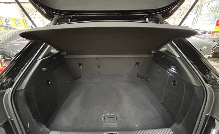 AUDI A3 1.6 NEOPATENTATI CAMBIO AUTOMATICO