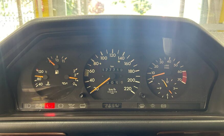 Mercedes-Benz CE 200 Coupè