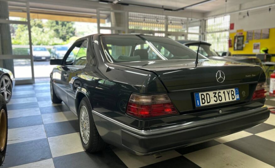 Mercedes-Benz CE 200 Coupè