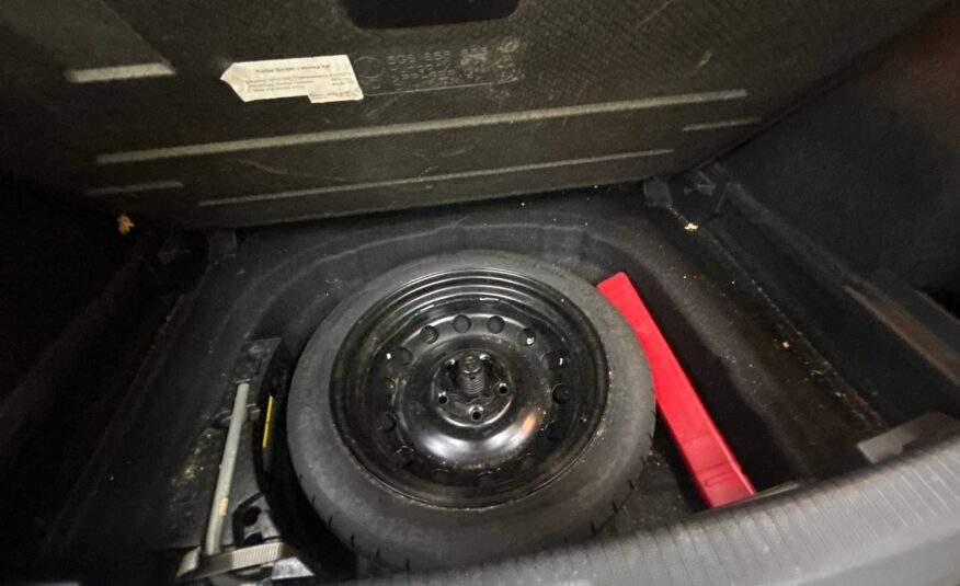 VOLKSWAGEN GOLF 1.6 NEOPATENTATI