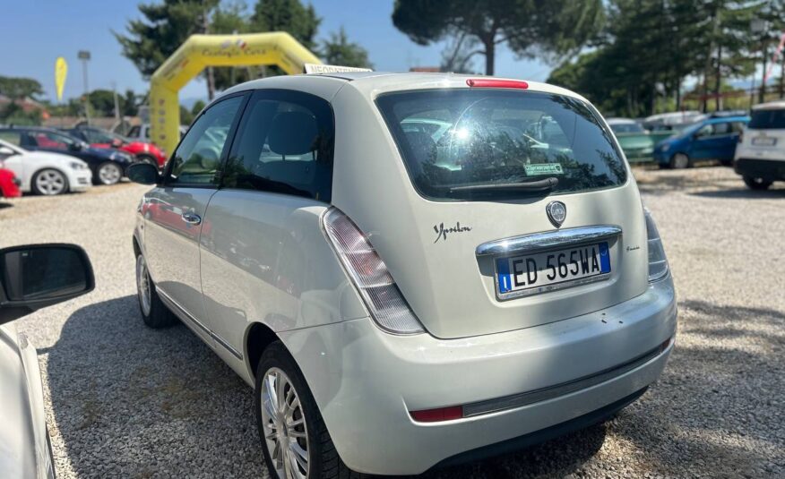 LANCIA YPSILON 1.3 MJT NEOPATENTATI
