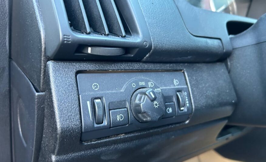LAND ROVER 2.2 TD4 4X4