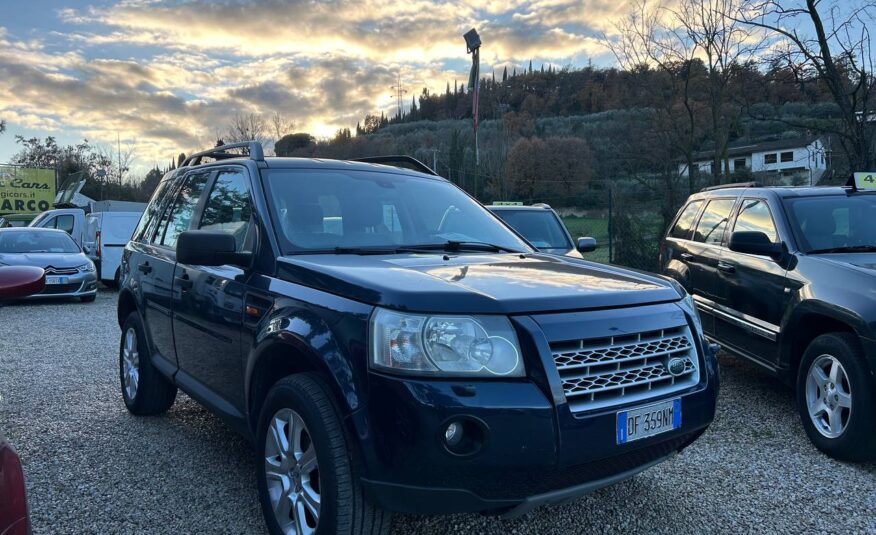 LAND ROVER 2.2 TD4 4X4