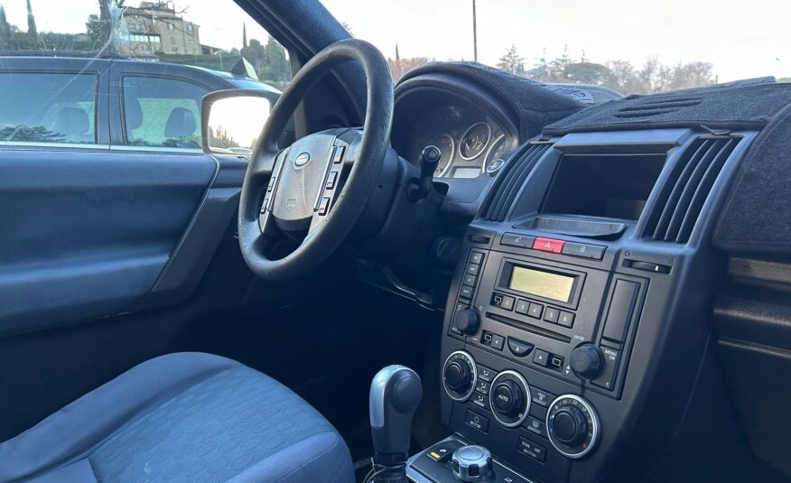 LAND ROVER 2.2 TD4 4X4